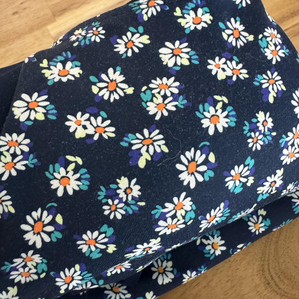 Fabletics Floral Patterned Activewear Set - image 4